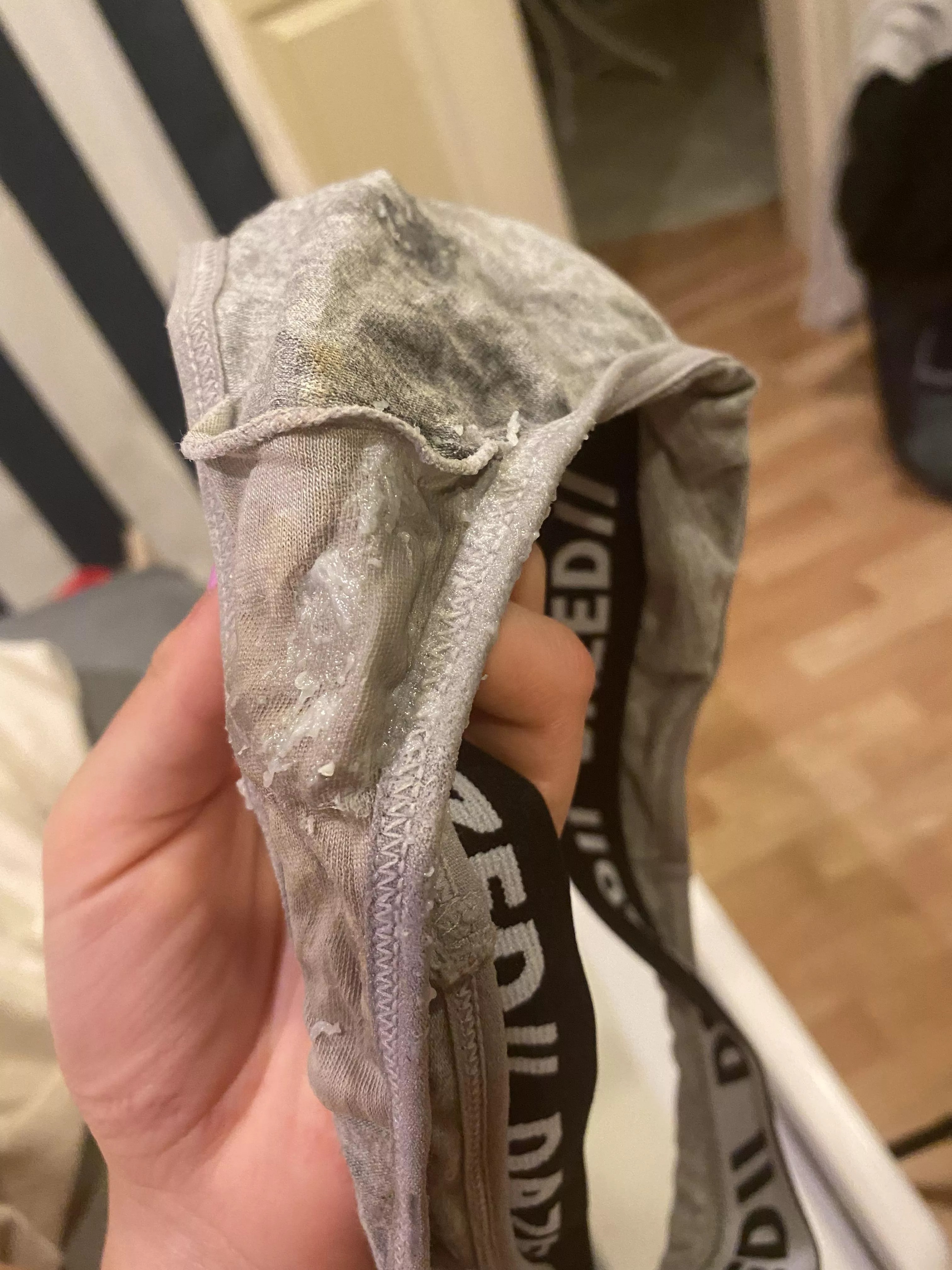 So strong scented & coated in my grool & juices 🏃‍♀️🤩💗 posted by 18yearoldsecret