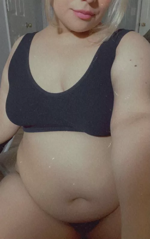 so stuff I can’t breath 😓 by bellamia-54