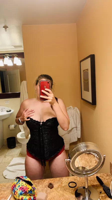 So the more I wear it, the more I love it. There’s something about not being able to slouch or bend down that just makes this piece of outfit intriguing. by Pixiegirl1994