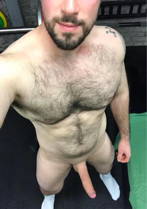 So whos going to spot me on the bench? by YungBrokkoli