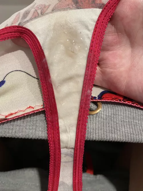 Soaked💦 by Creamyqueen669