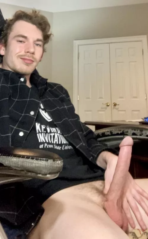 Social experiment: do college students actual think about fucking their professors? by ogranarrweed