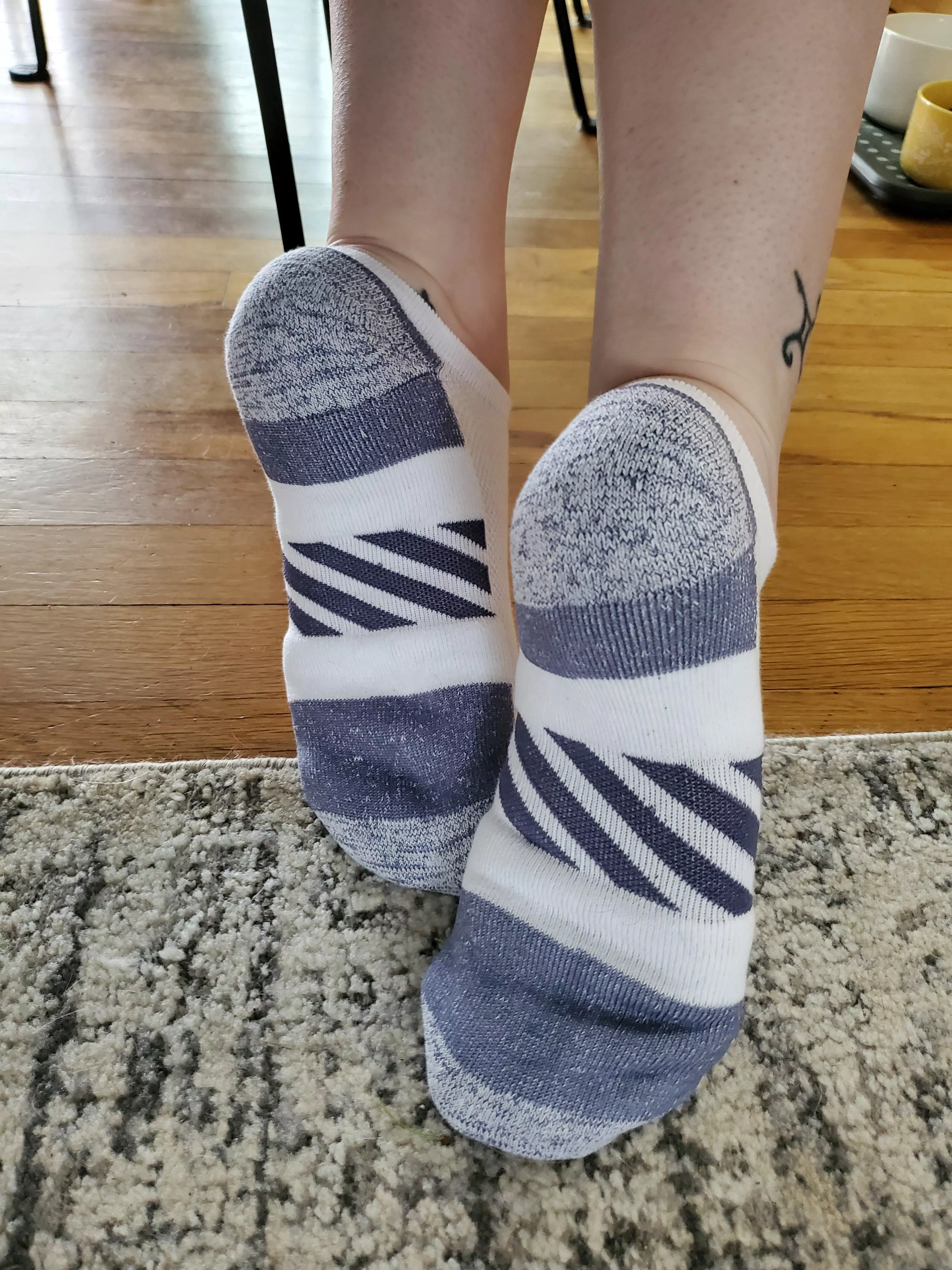 Sock soles 🥰 posted by gingertoes9
