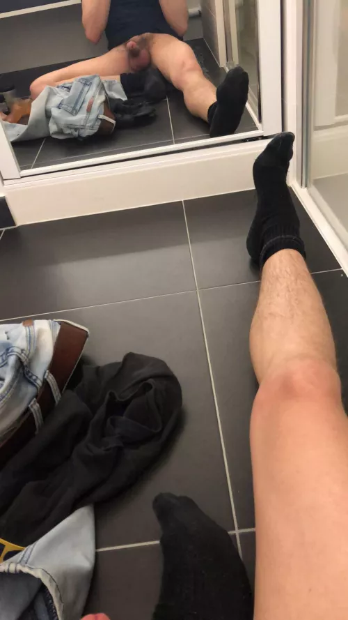 Socks jerkoff by parizianR