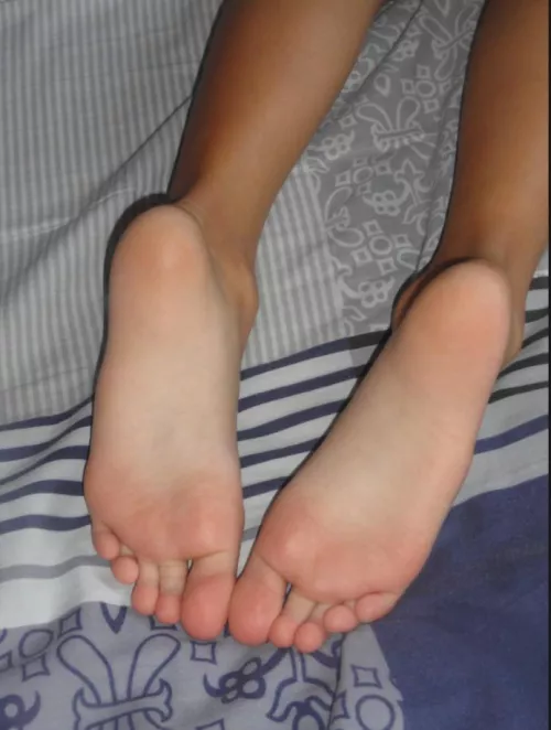 Soft soles by throwawee4