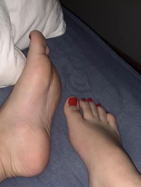 soles n toes turn u up? 🥵 want more? dms/pms r welcome 🙈😋 by naughtyfeets