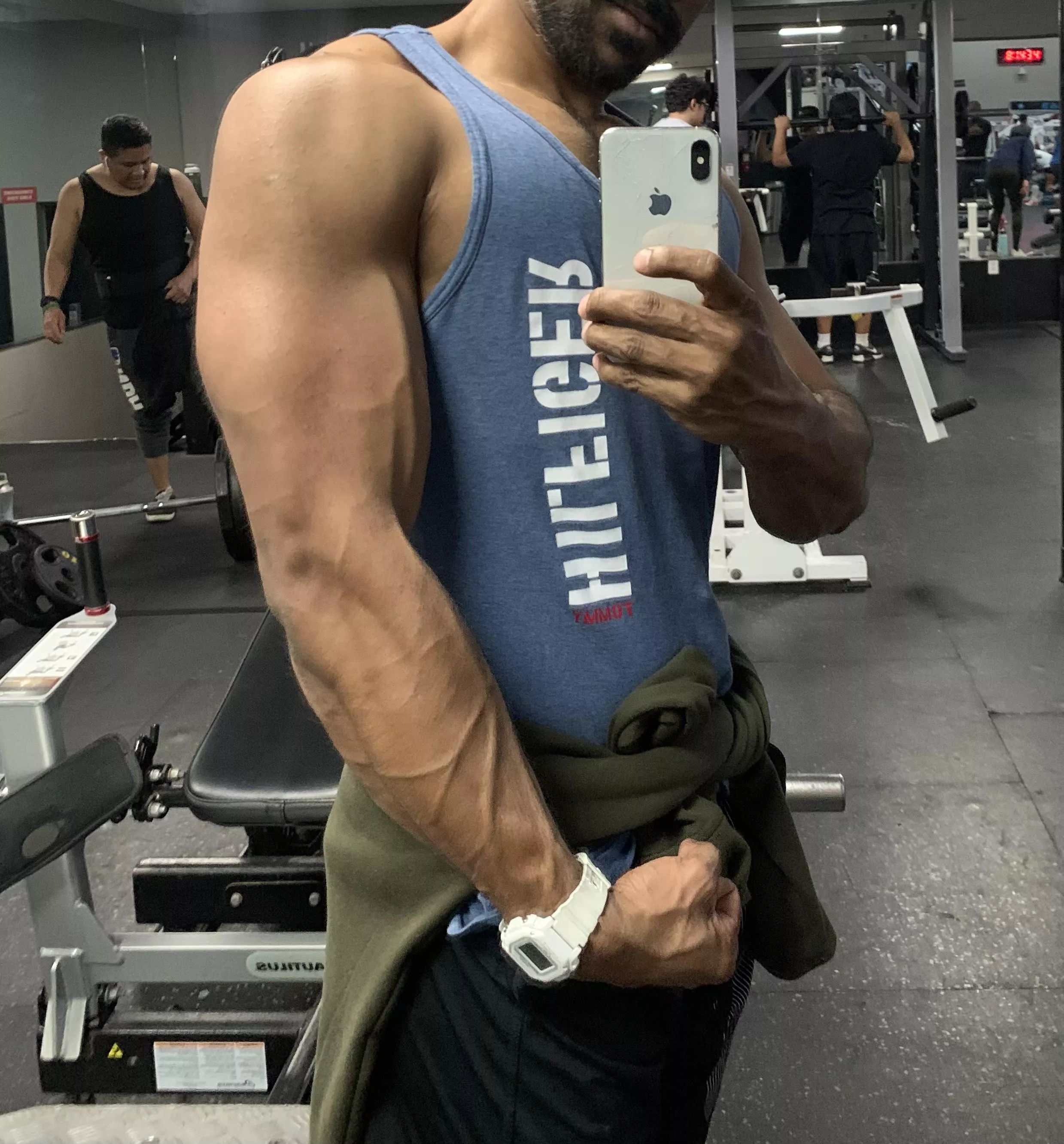 Some forearm and veins posted by coolcool1989