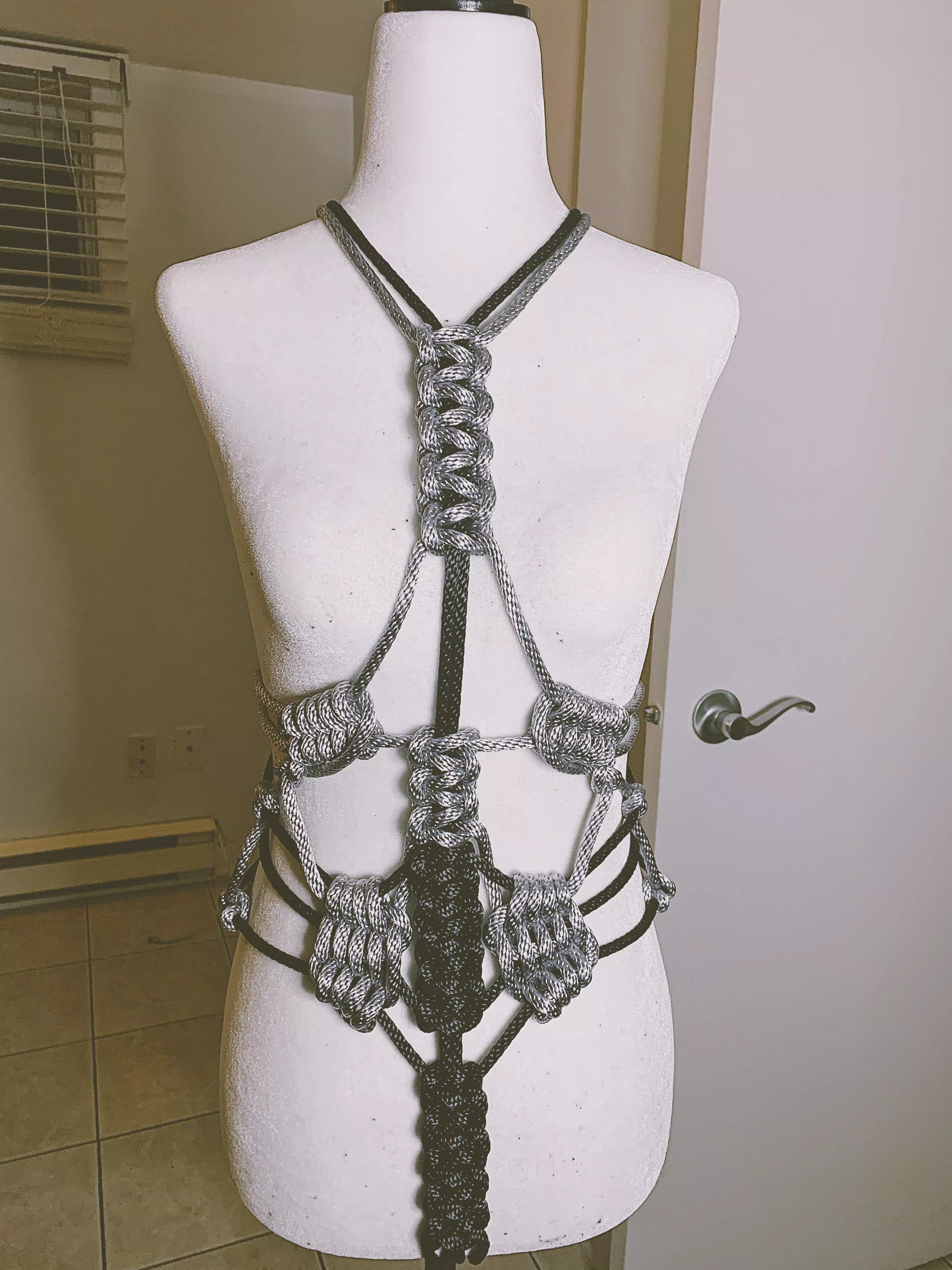 Some free styling I did last night with an end result I’m very happy with:) posted by 3DaysofBlack