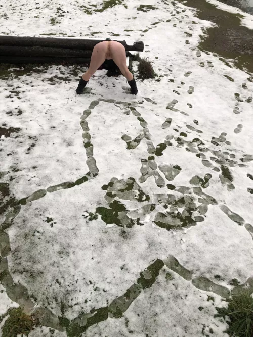 Some fun in the snow… she loves every cock of mine by anonymouspie420