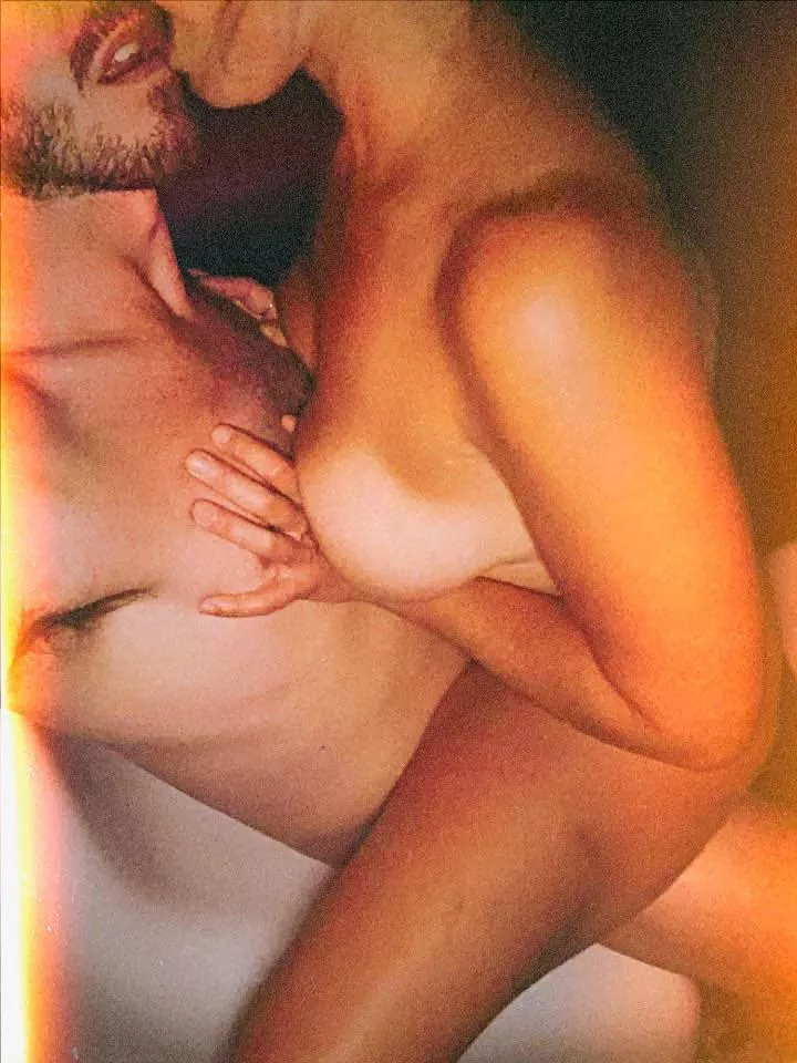 Some fun outdoors 🔥 posted by Twinflamesfucking