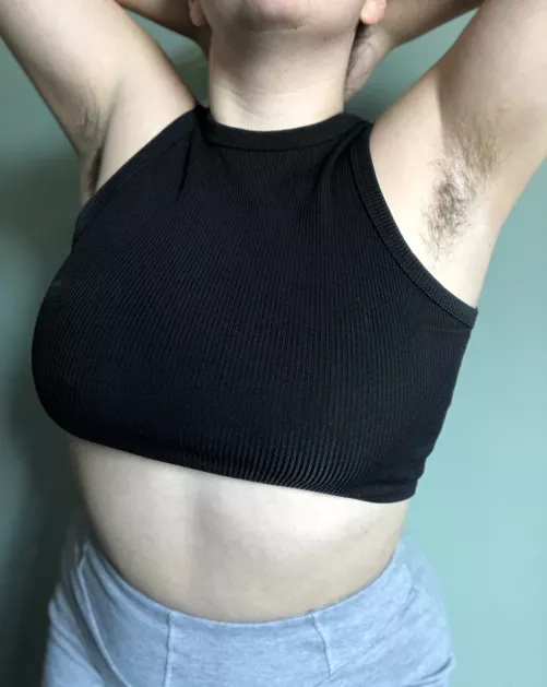 some guy cancelled going on a date with me when he realise I didn’t shave my armpits 😞 by ionanextdoor