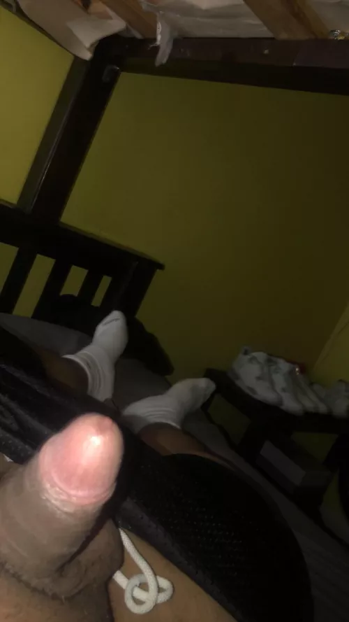 Some plz hmu all these people are all talk and shy/ hmu for snap and ig im 18 and plz don’t ask me for my @ if ur just gonna be shy I’ll make u worth ur while daddy by Enough_Childhood1814