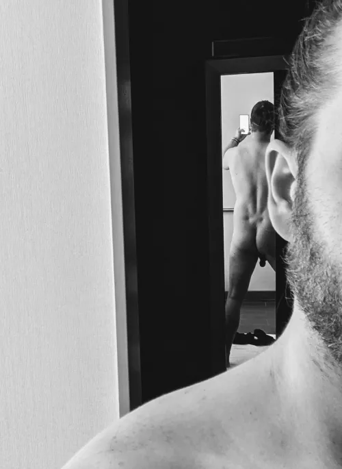 Some quiet time in a hotel, but maybe we can make some noise. by gredger