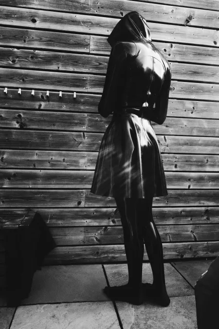 Some say nonja, some say nun, I just feel pretty in latex 😅 by frauwke