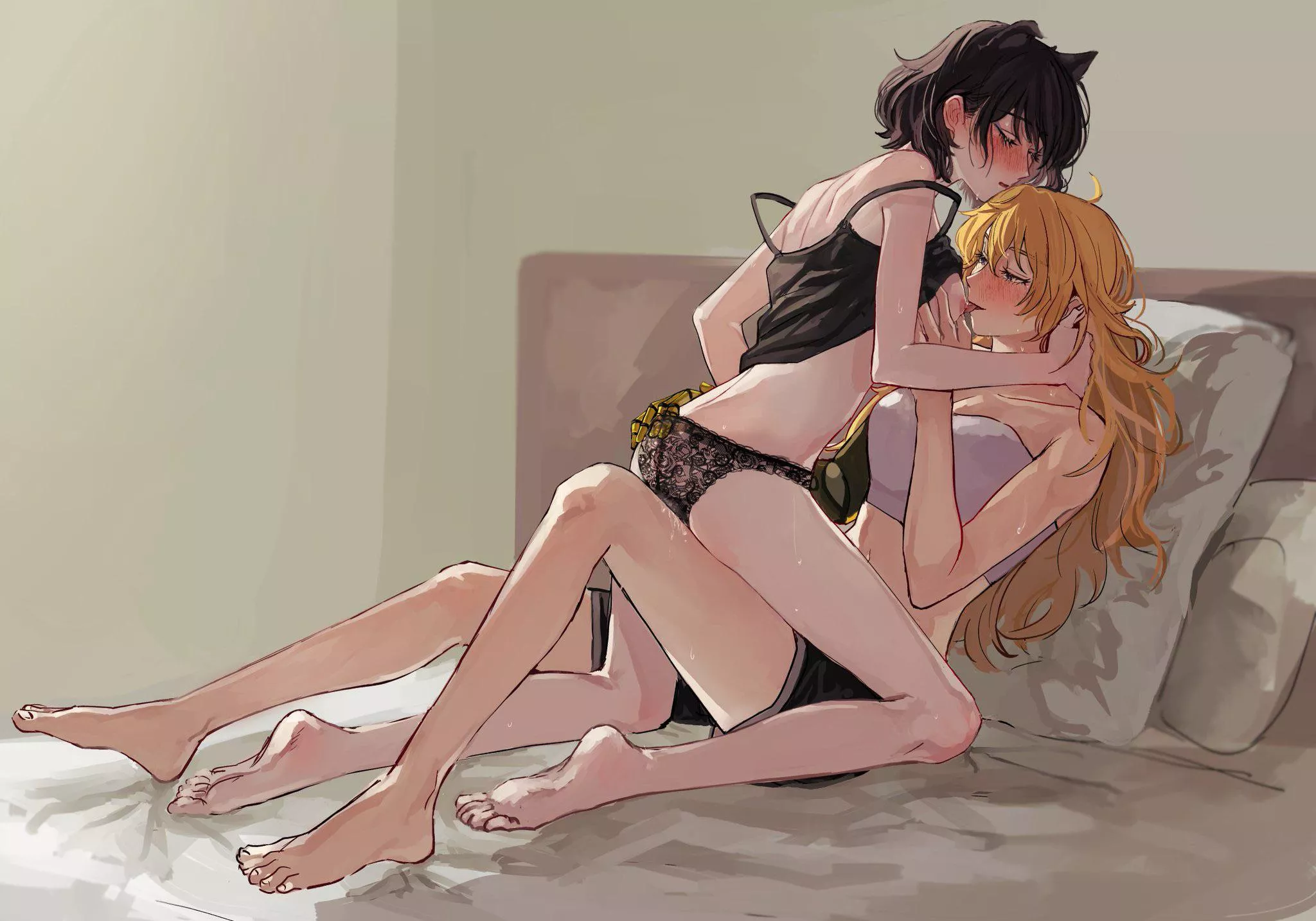 Some soft, intimate bees (@kimosugimasu) posted by VultureCulture5802