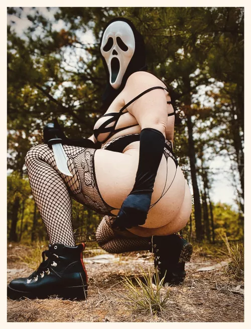 Some spooky season fun! What’s your favorite scary movie? by Dancemallorydance