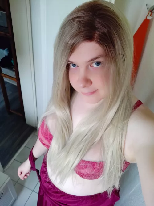 Some state of undress by bliblublablub