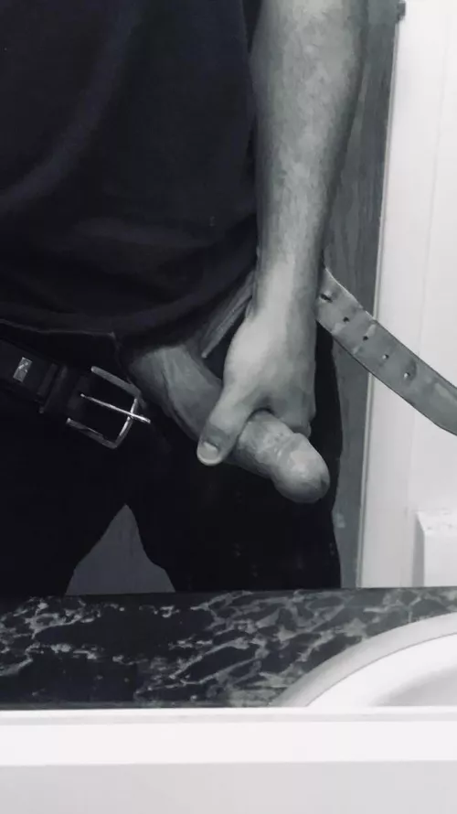 Some subtle size context using my belt by RicoDelMonte