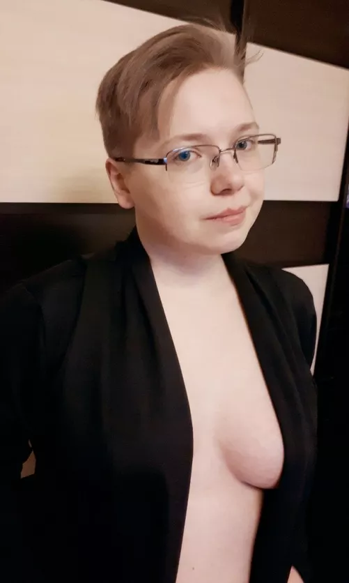 Some tasteful sideboobs for all you horny people <3 by Butts-an-stuff