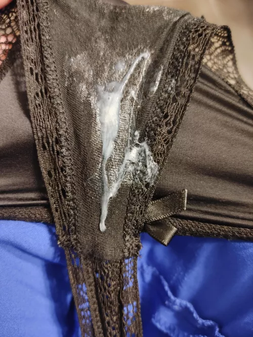 Some tough working conditions today! 🤨 by Purelyessentials