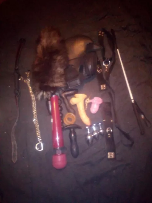 Some toys by Translator-Ready