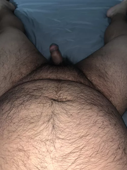 Somebody cum lay with me 😅 by ElAlexR5150