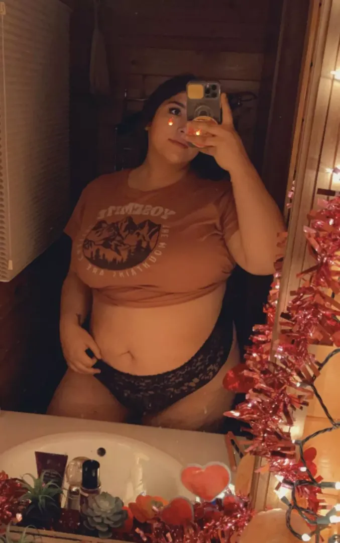 someone cum put me out.😮‍💨😮‍💨 posted by bbw_essence_xoxo