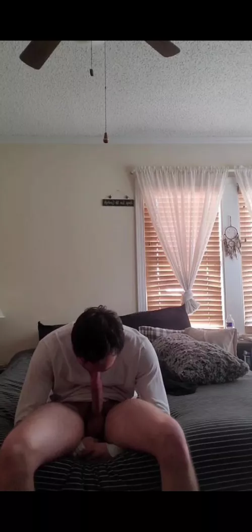 Someone help push my head down by Mrgoood52