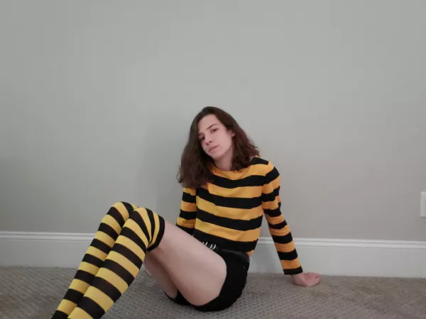 Someone inspired me with a bee themed outfit so here I am. No makeup though cuz I'm lazy. Enjoy my ugliness. by Path27