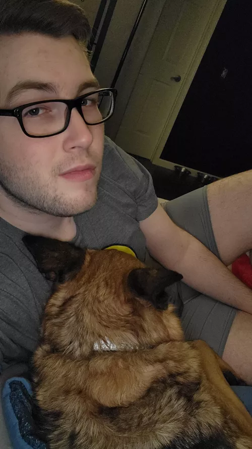 Someone needed some cuddles... Anyone else? by CameroniBamboni236