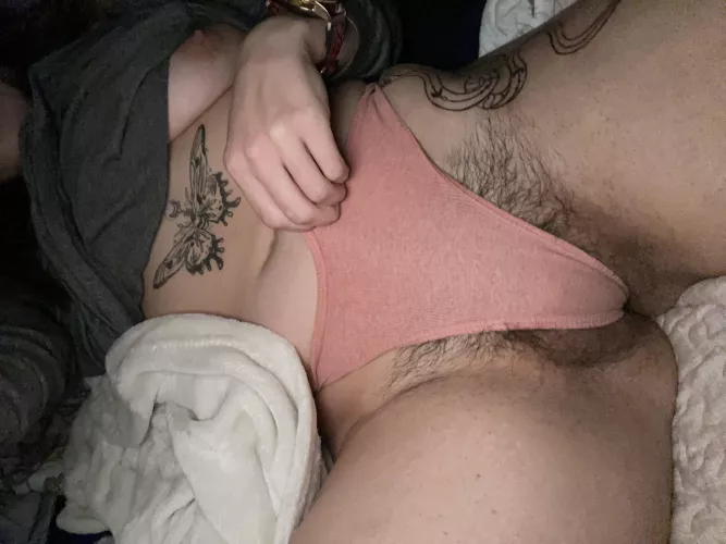 someone needs a kiss goodnight.. 👅💕 by LillianasOF_2022