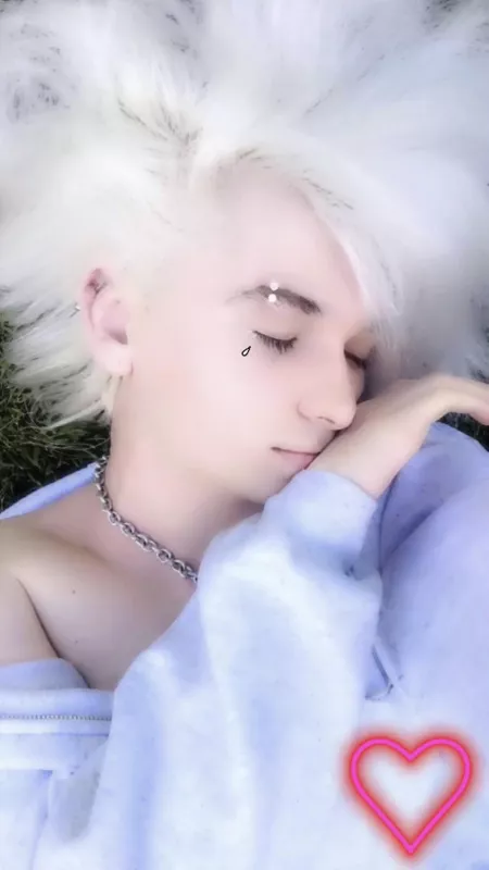 Someone play pokemmo with me k ty by AnOldHag_