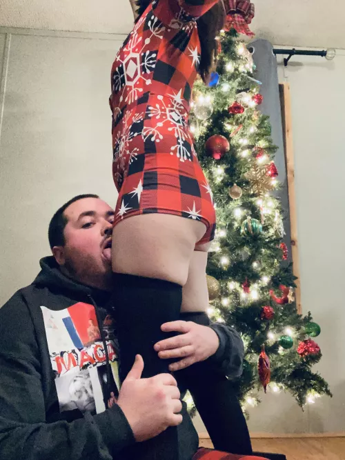 Someone please fuck my husband so I can eat his cream pie from your juicy slit by brororandon240