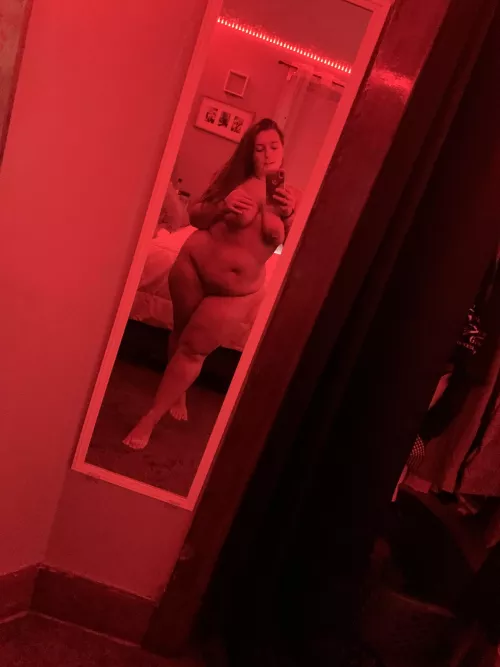 Someone requested a red light🥰 by simplyhannahh