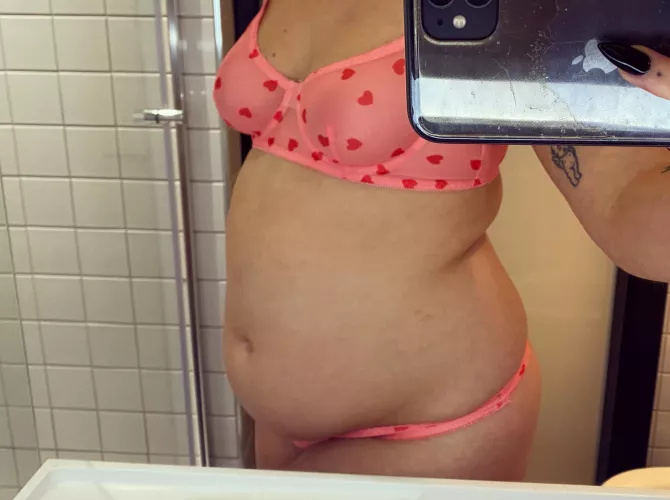 Someone said ‘overfed girlfriend vibes’… true ❤️ by squishy_bae