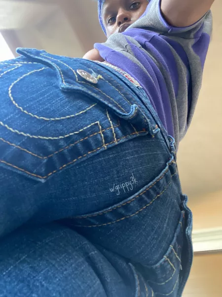 Someone should help me take my jeans off…for a quickie by grippy3k