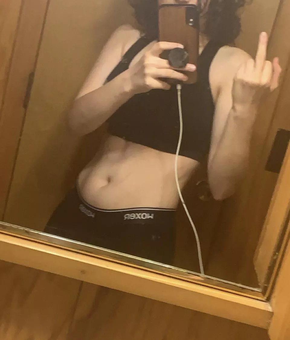 Someone tell Woxer I’ll model for them 💪😤✨ posted by GypsiesDykesnThieves