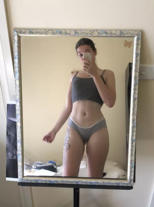 Someone told me I had a sexy tummy, really? by brulov