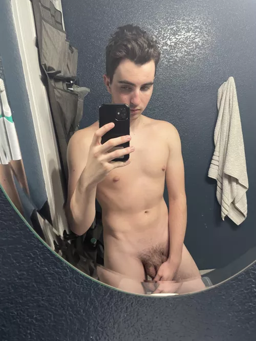 Someone wanna fuck me? Fill up my holes with cum? by Fine_Honeydew_9760