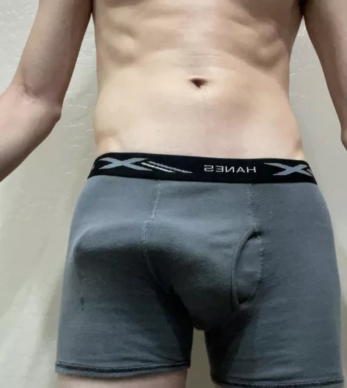 someone wanna help with this annoying bulge by nico_bigdick