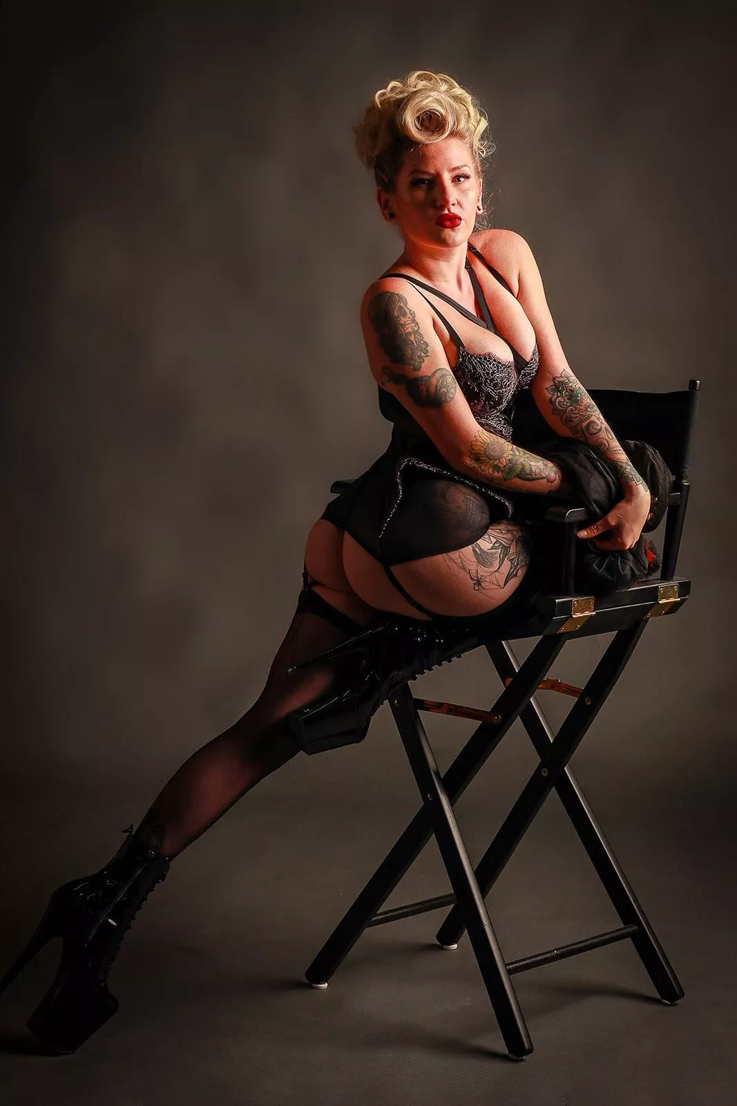 something about a good victory roll! posted by _dollyjax_