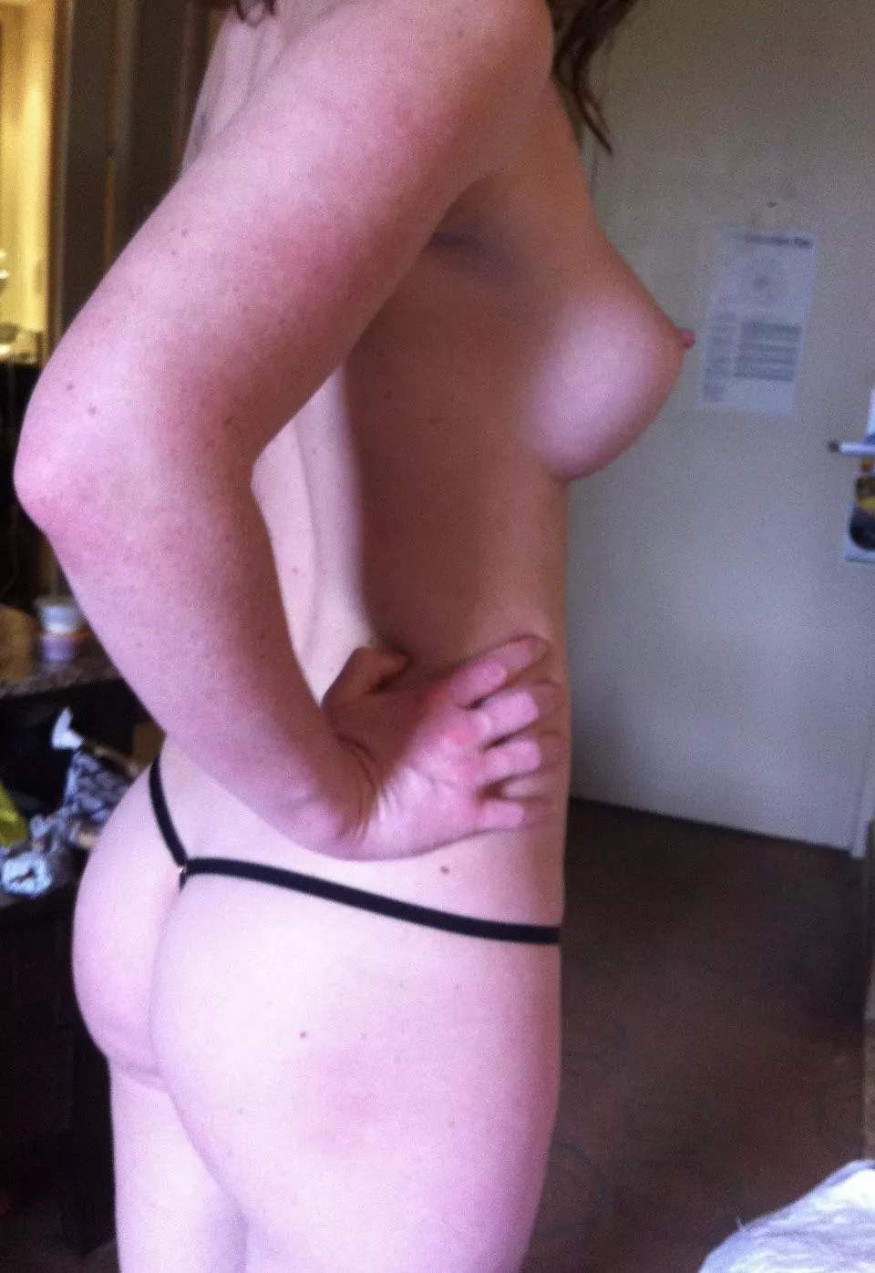 Something about a hotel that makes me want to get naked posted by 4d4rd