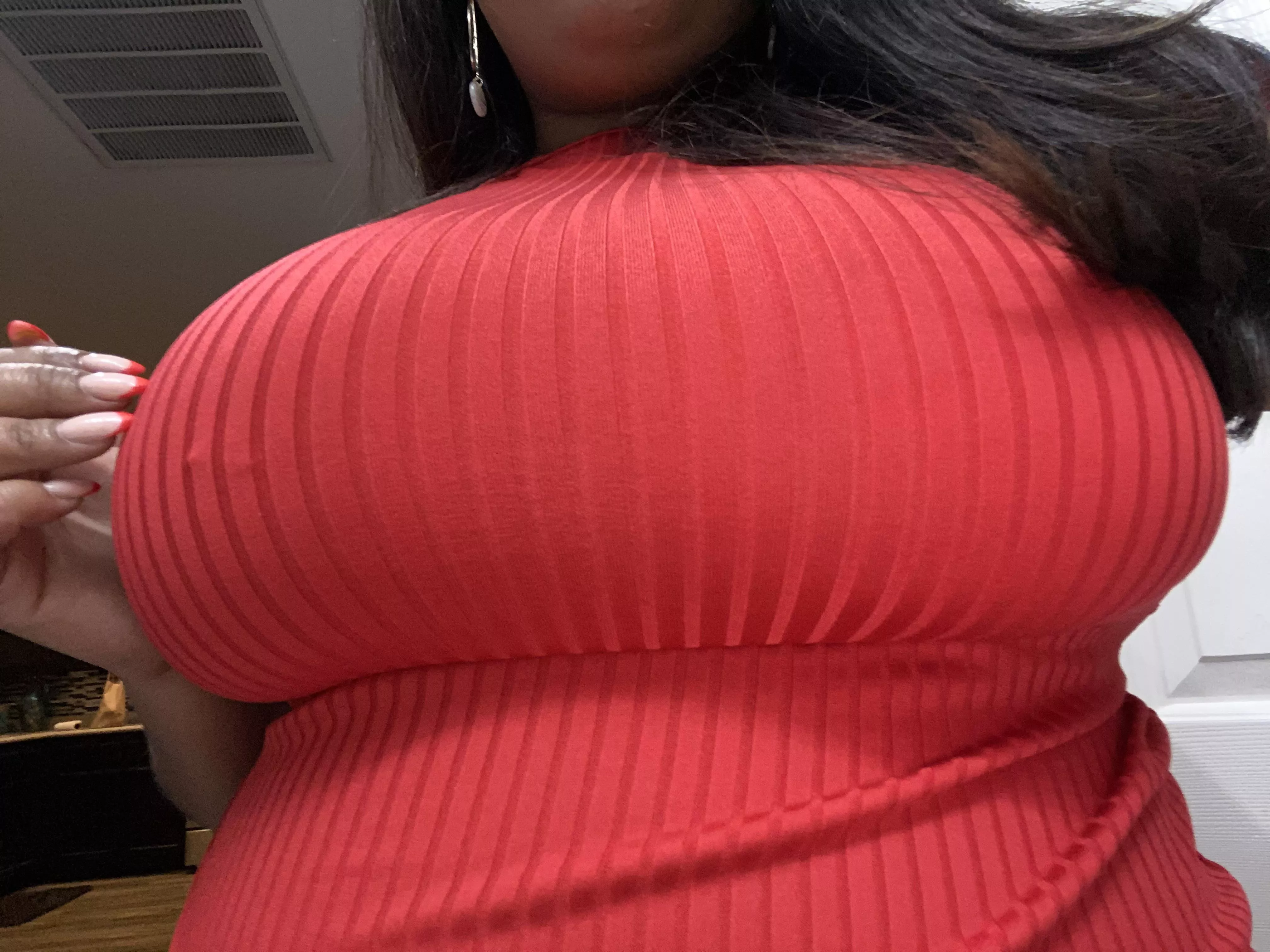 Somethings missing here 🙈 posted by msmamacita