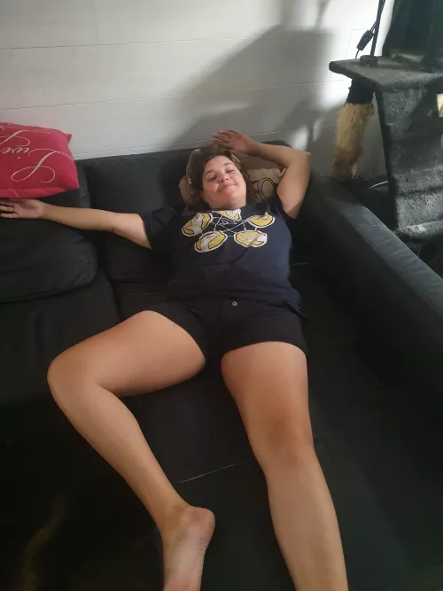 sometimes a girl just needs a hug from another girl [F36] by kinkycouplebel