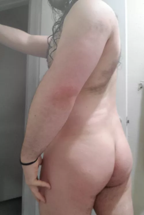 Sometimes huggers go straight for the ass by pieceofhind