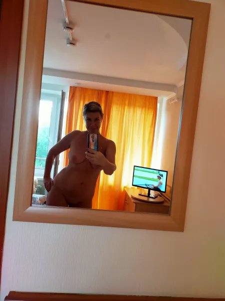 Sometimes i feels so dirty and want to seduce some one by SylvieNeville