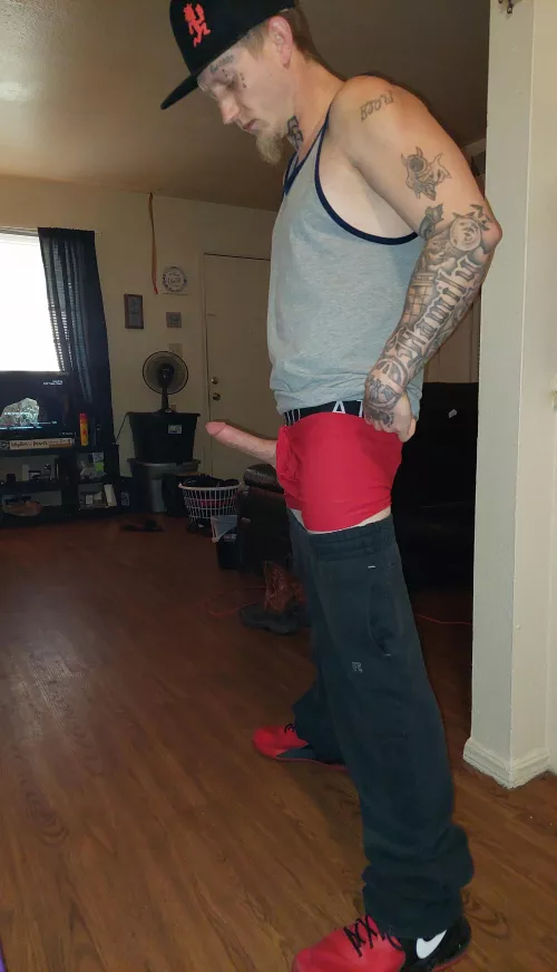 Sometimes I like taking pictures like this with my blinds and curtains open 🤫 by johnboy19900991