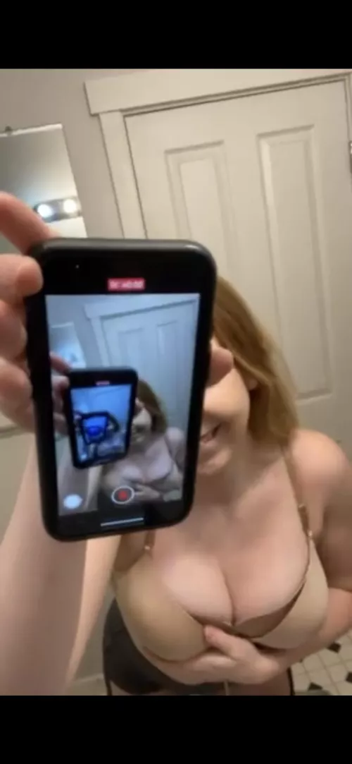 Sometimes I like to have a little fun in the bathroom 😏 by redheadedrose97