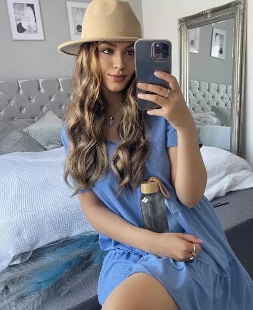 Sometimes I miss this colour hair Mexican x Irish by KikiSantana20