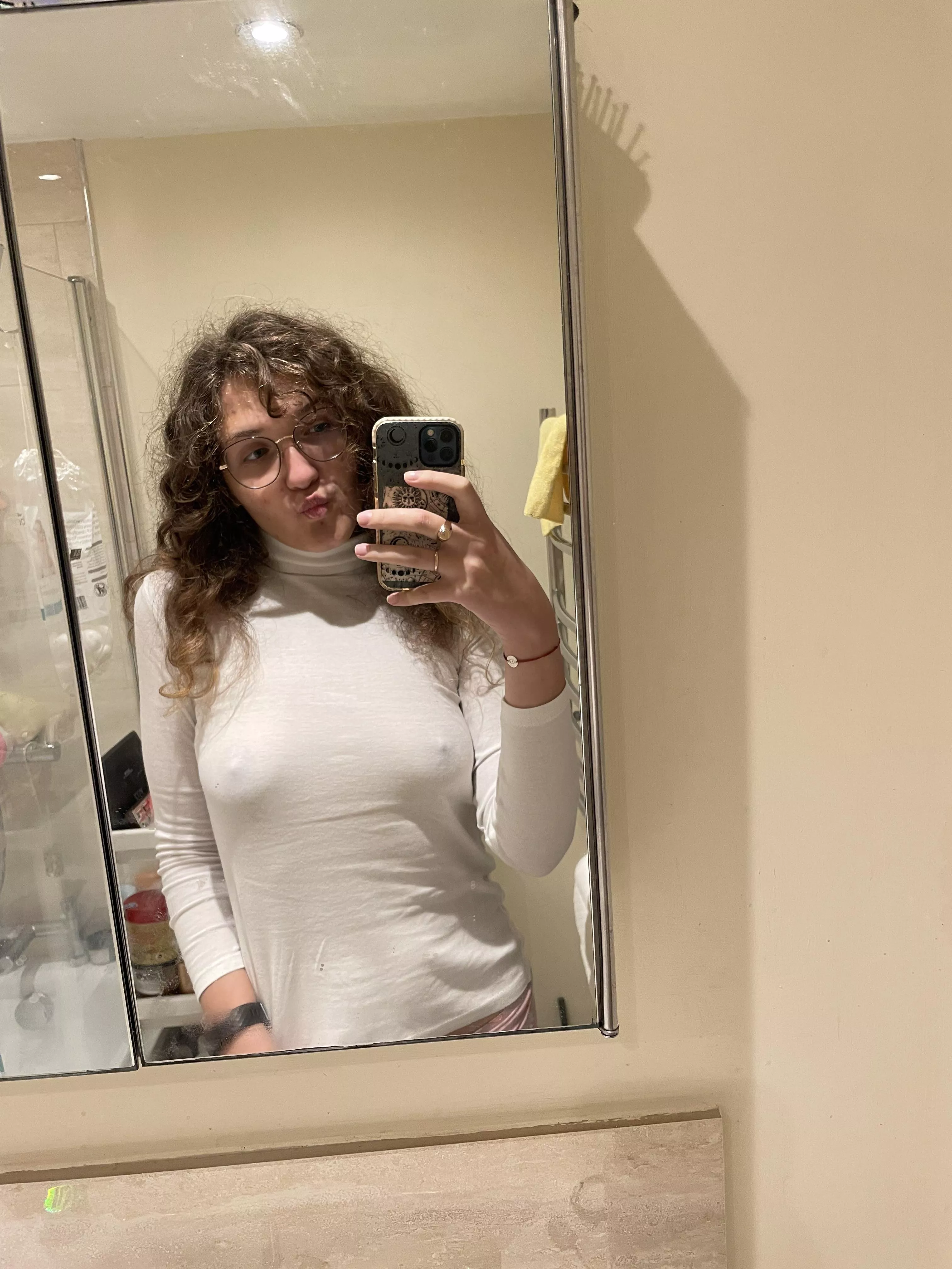 sometimes I play the subtle game, sometimes I want to be right in your face! posted by adile_like-in-a-lay